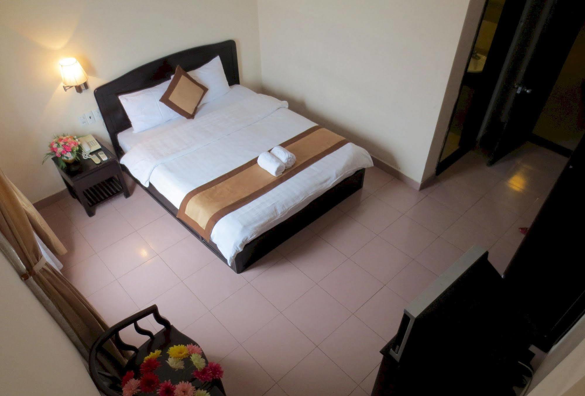 Tigon Hostel Hue Exterior photo